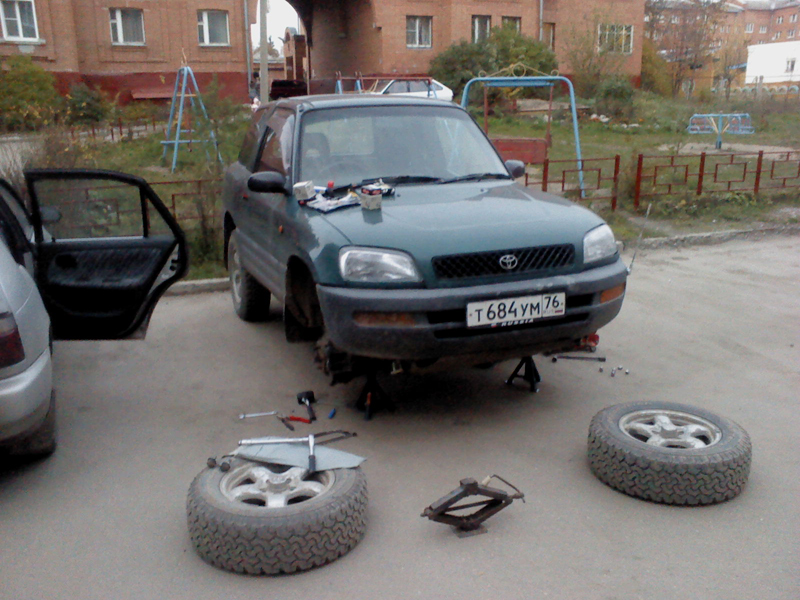 ����� � Toyota Corolla 1.6 2008 �.�.